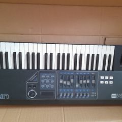 CME UF5 midi key keyboard