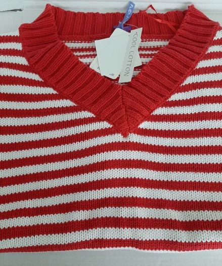 new jumper with tags