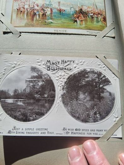 Mega Art Nouveau Postcard Album (197 Pieces)