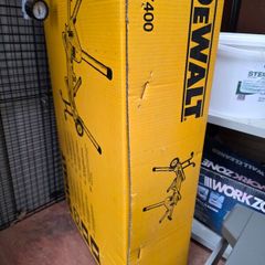 DEWALT Table Saw & Stand