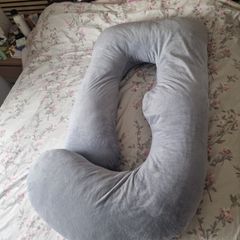 Pregnancy pillow