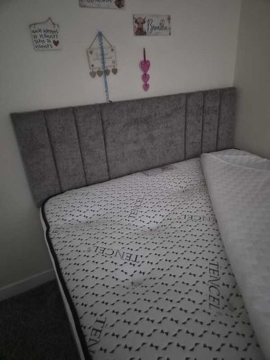 King size bed