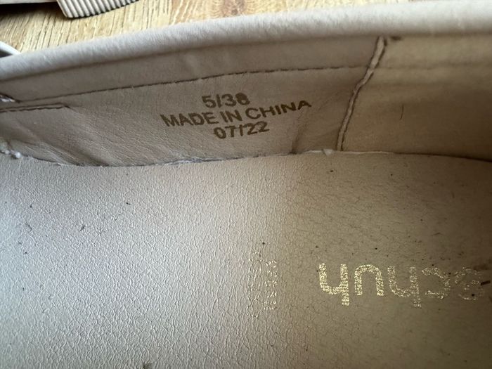 Cream shoes, size UK5(38)