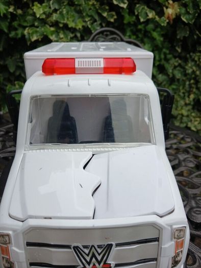 WWE Wrekkin' Slambulance Breakaway Vehicle WWF