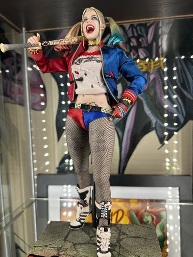 Hot Toys Suicide Squad Harley Quinn Movie Masterpiece 1/6 Action Figure