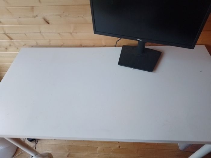 IKEA white Table