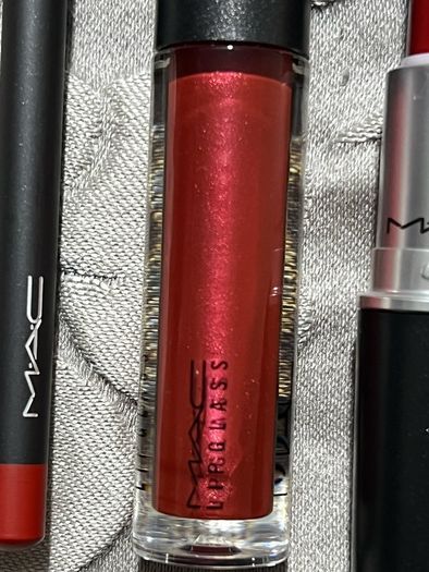 BRAND NEW Mac lipstick in brick the spell, Mac lip glass in women of mystery, MAC lip liner in Chili