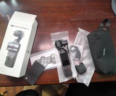 DJI osmo Pocket 4