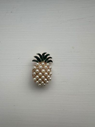 Pineapple Brooche