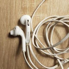 Samsung In-Ear Fit Headphone - White