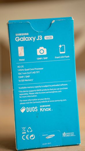 Samsung Galaxy J3 2017 + Old Nokia phones + iPad