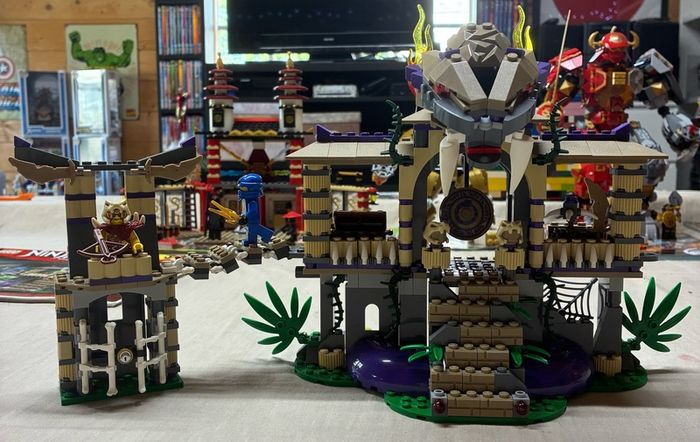 Lego Ninjago 70749 Enter the Serpent Temple