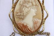 Vintage Gold Plated Shell Ornate Cameo