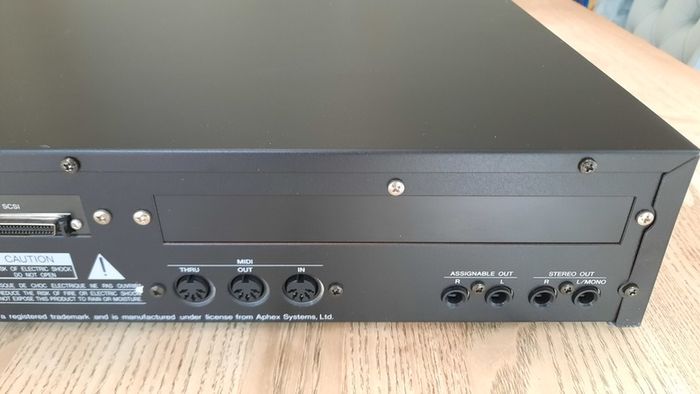 Yamaha A3000 Professional Sampler - Serviced