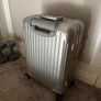 rimowa cabin suitcase Image 2
