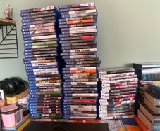 Ps4 &  PS5 game bundle