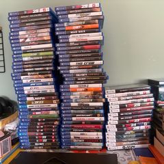 Ps4 &  PS5 game bundle