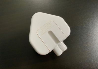 Power adapter UK for Mac