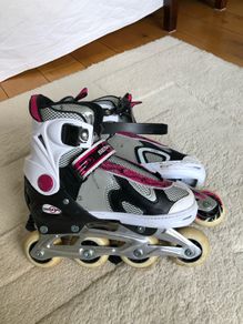 Girls roller-skates/rollerblades size UK 2-4.5 (33-36)