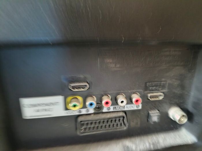 LG TV 42inch + new TV Stand (Hemudu)