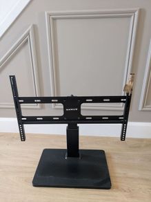 SANUS Universal TV Stand / Tabletop TV Mount