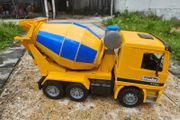 Bruder Mercedes Actros TGA Cement Mixer
