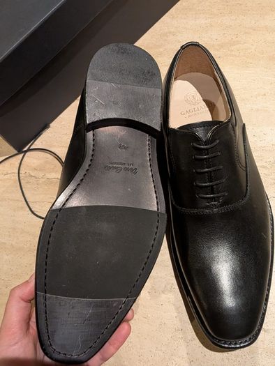 Men's leather dress shoes