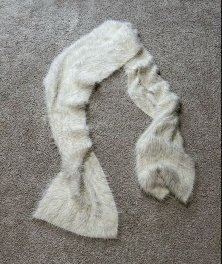 Various random accessories included with the lot