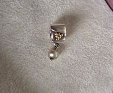 Pandora dangle pearl and 14k gold grapevine charm in great condition