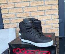 Alpinestars J6 Waterproof Motorcycle Shoes Size EU 42.5 / US 9.5