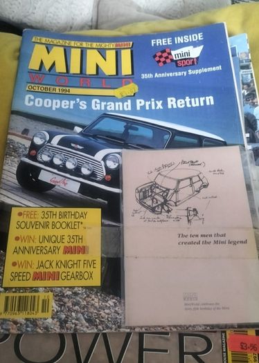 Over 30 Old Car Magazines..