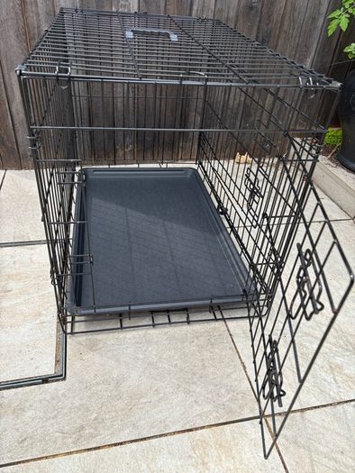 dog crate - medium