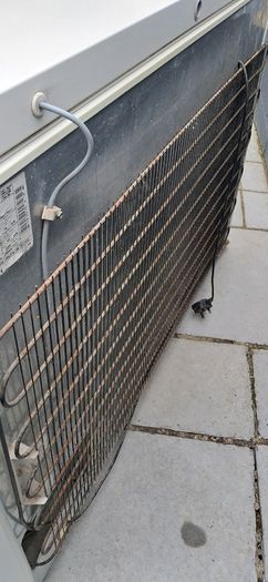 Chest freezer