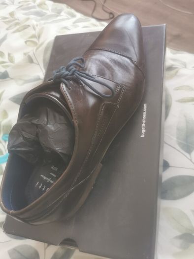 men's shoes