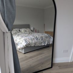 standing mirror