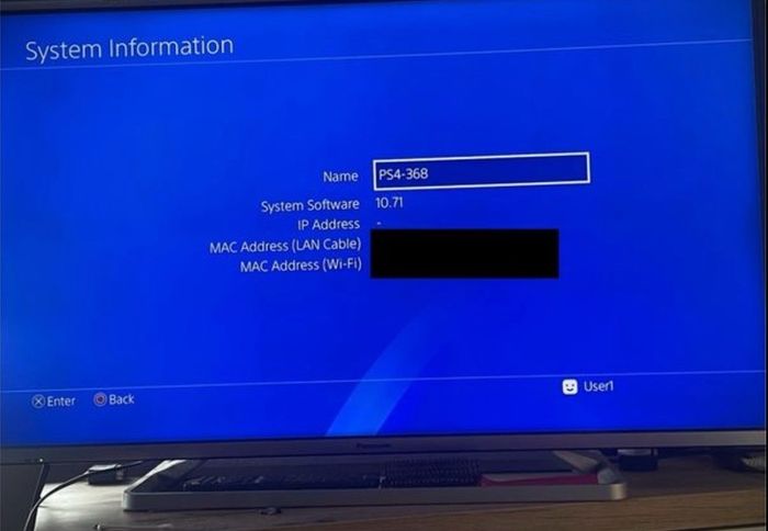 PS4 Slim 1TB Boxed Bundle + 2 Controllers | Low Firmware 10.71 (Jailbreakable)