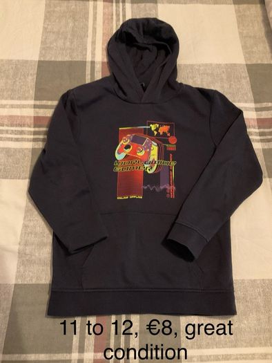 Boys hoodie, 11 to 12