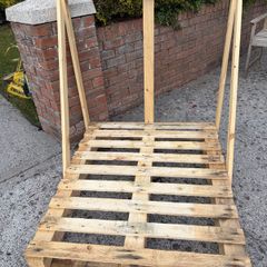 Wooden pallet