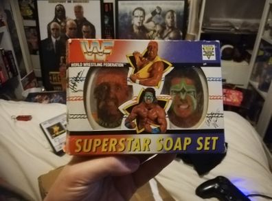 WWE Hulk Hogan & Ultimate Warrior Superstar Soap Set - WWF