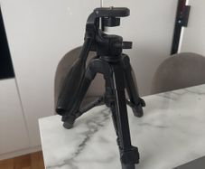tripod