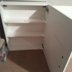 Bathroom cabinet