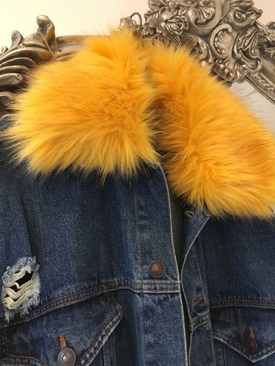 Denim jacket with fur