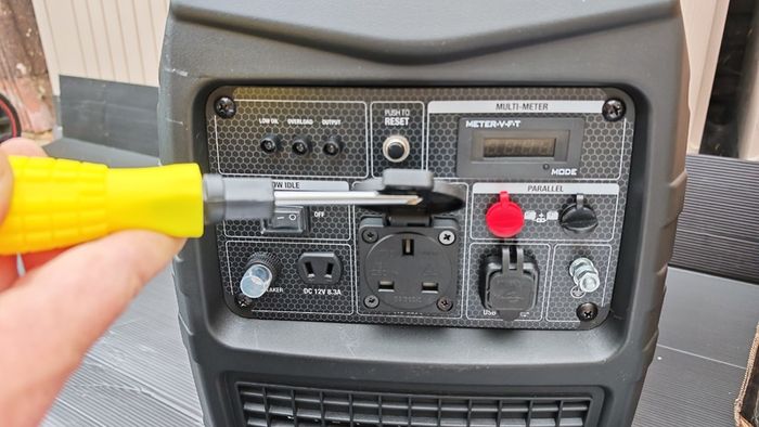 New 2.3KW Inverter Generator with wheels and Retractable handle