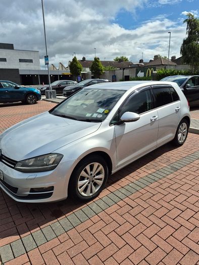 2014 Volkswagen Golf, 1.2L petrol. 83,500km