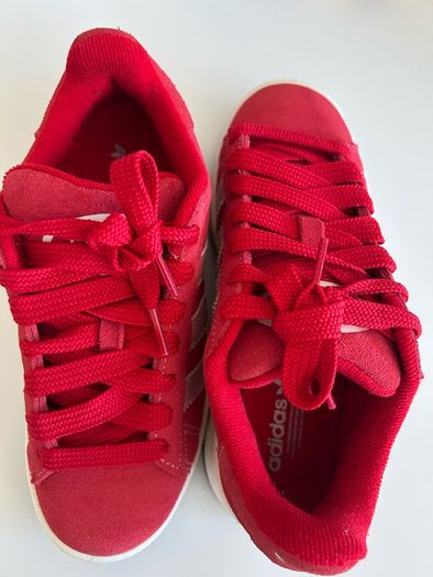 Girls adidas campus