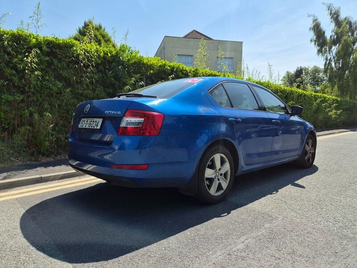 Skoda Octavia 2015 1.2 TSI Ambition Low Mileage