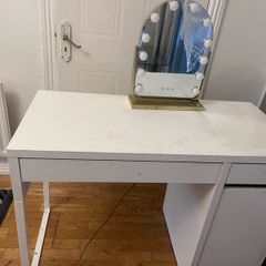 makeup vanity with mirror