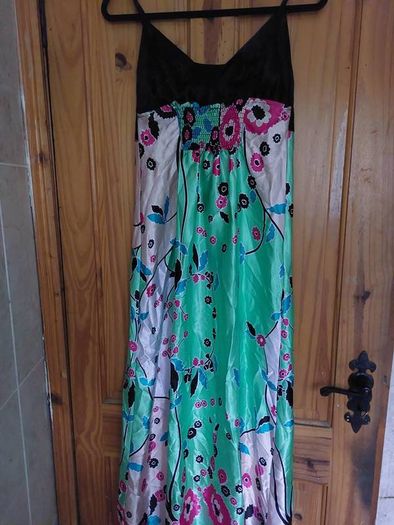 floral maxi dress (free postage)