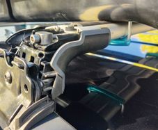HYUNDAI Tucson 3rd gen /KIA Sportage 4th gen roof bars rental