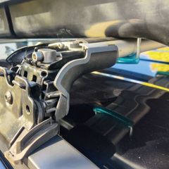 HYUNDAI Tucson 3rd gen /KIA Sportage 4th gen roof bars rental